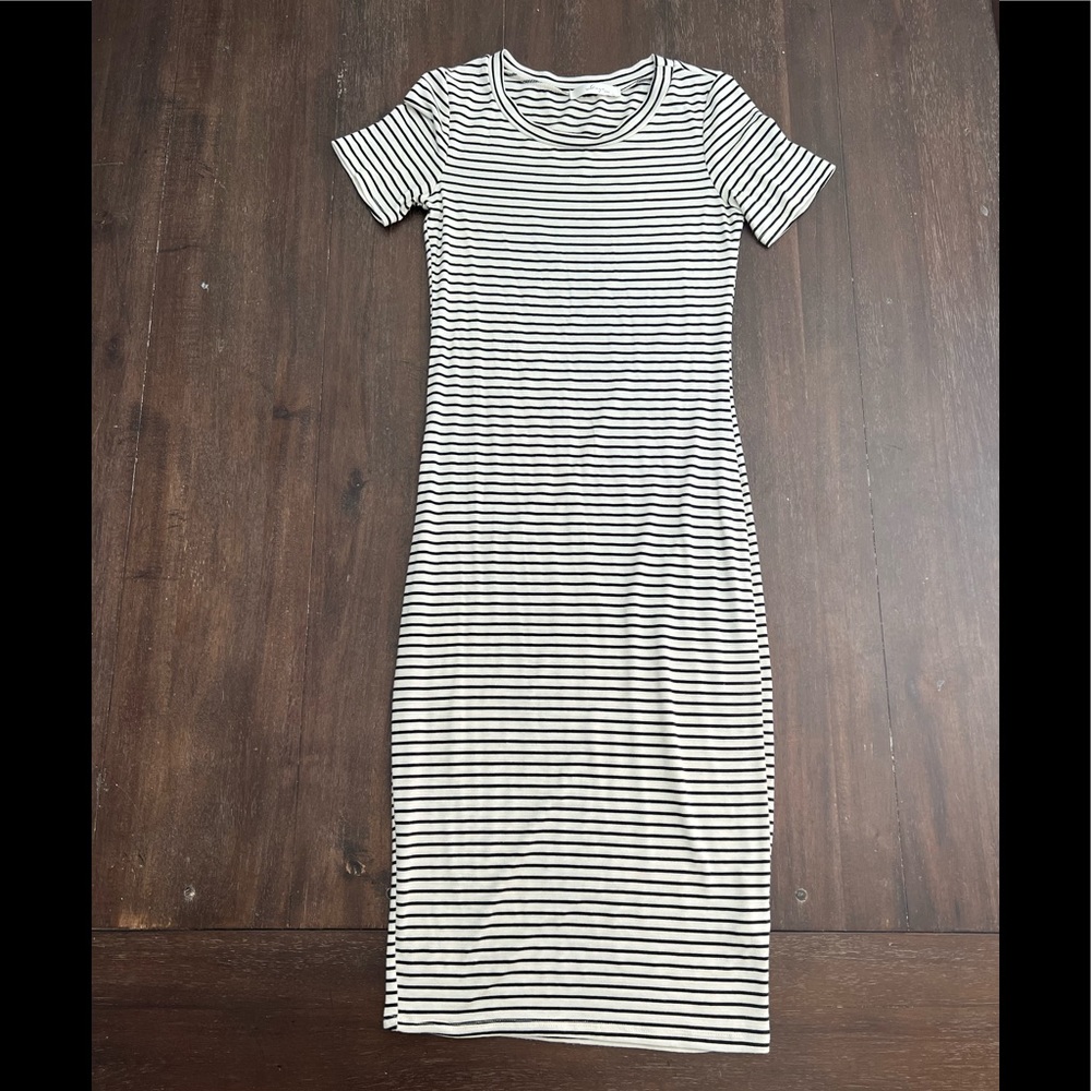GAZE Midi Dress